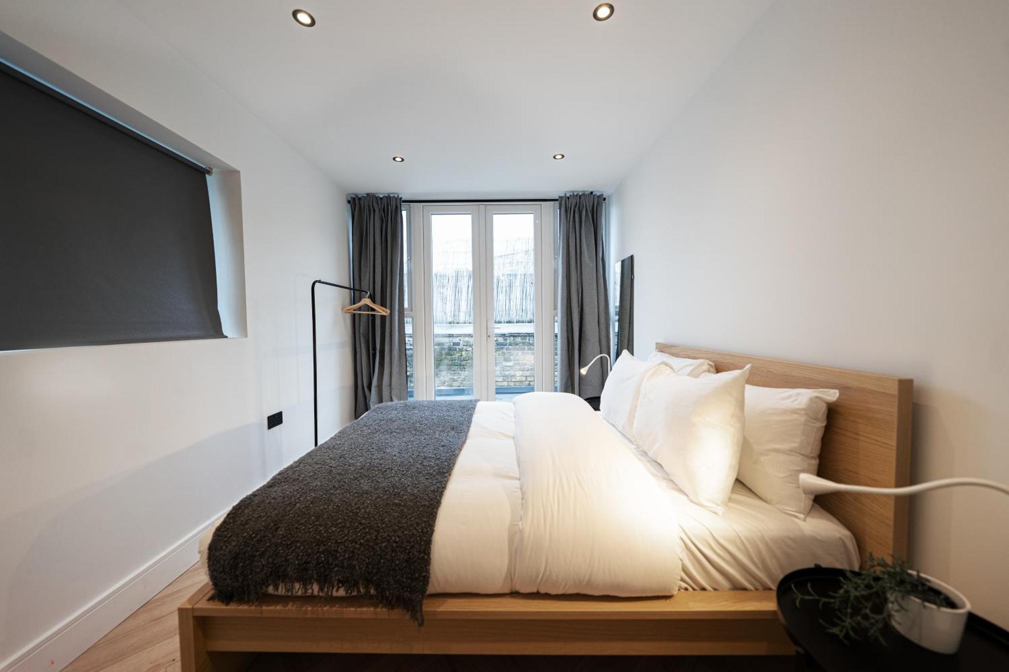The Battersea Place - Charming 4Bdr Flat ลอนดอน ภายนอก รูปภาพ